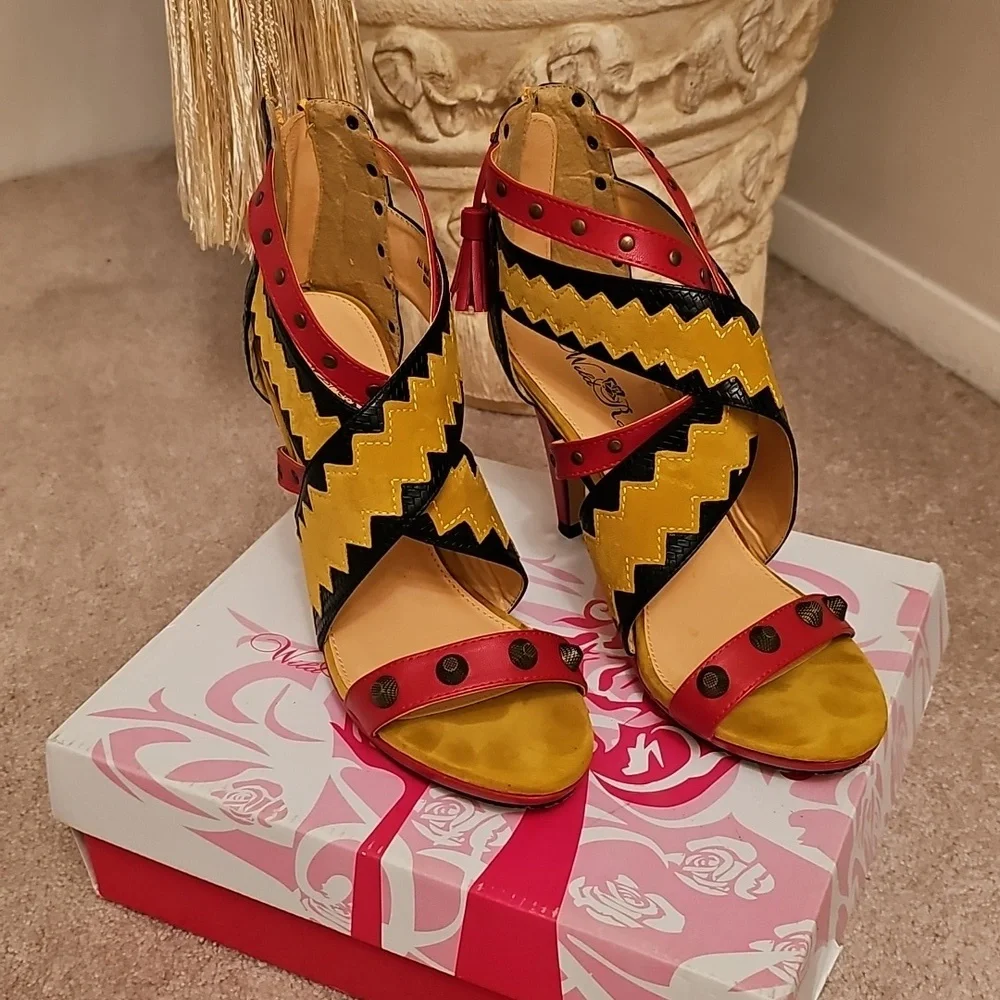 WILD ROSE RED/GOLD PLATFORM HEELS